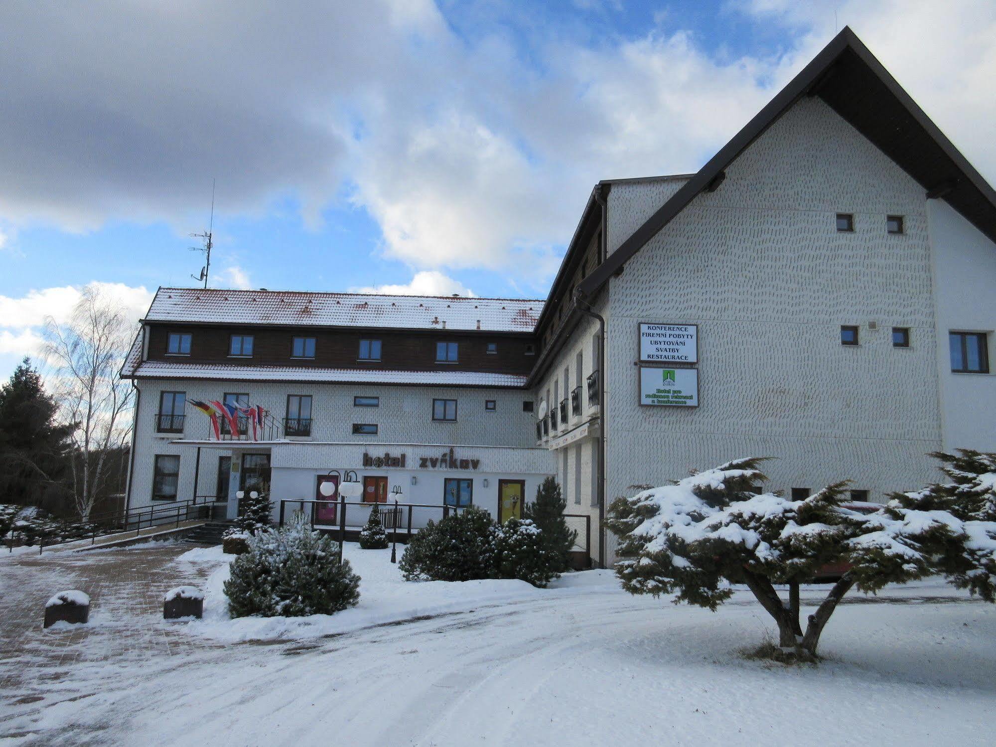 Resort Hotel Zvikov Zvikovske Podhradi Luaran gambar