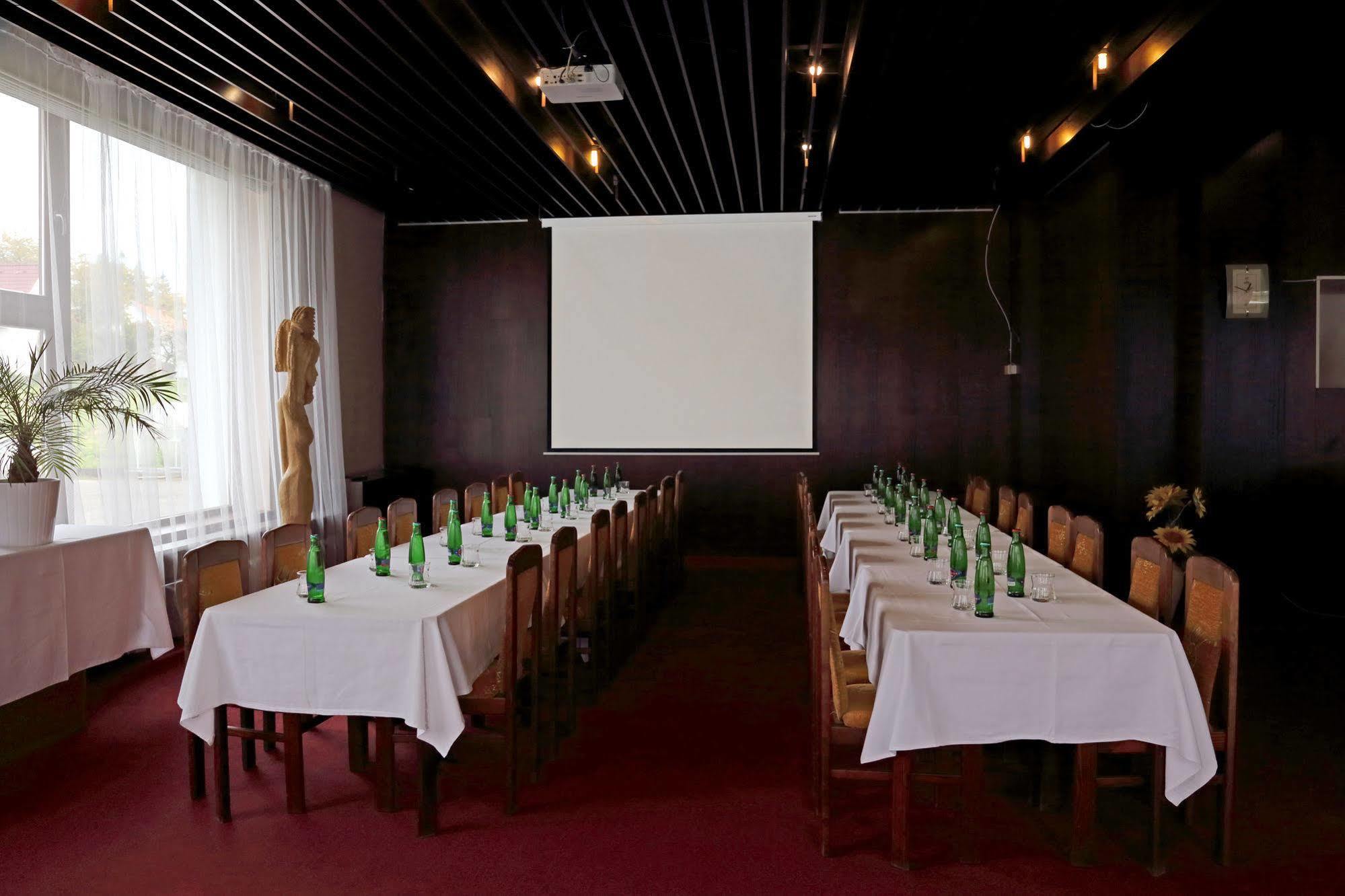Resort Hotel Zvikov Zvikovske Podhradi Luaran gambar